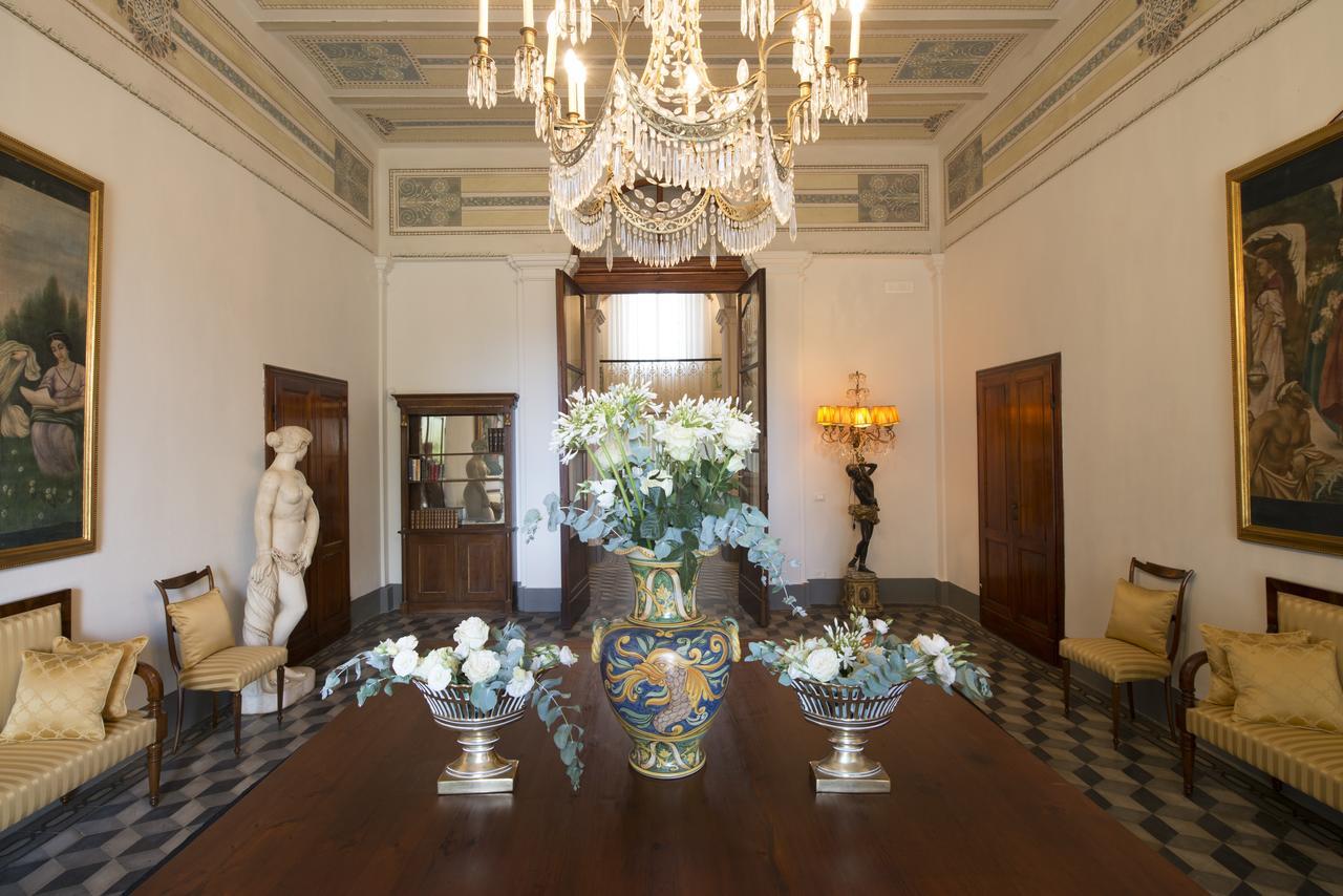 Relais Villa Scarfantoni B&B Montemurlo Buitenkant foto