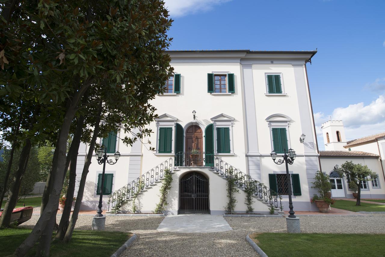 Relais Villa Scarfantoni B&B Montemurlo Buitenkant foto
