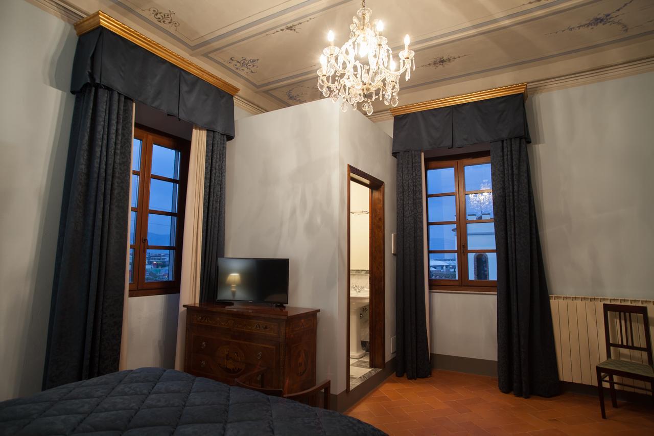 Relais Villa Scarfantoni B&B Montemurlo Buitenkant foto