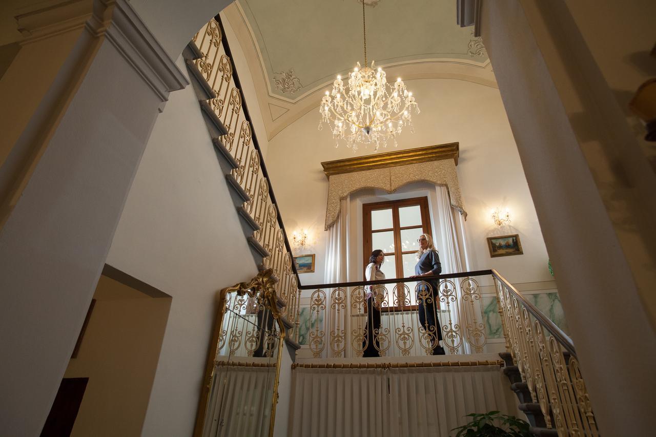 Relais Villa Scarfantoni B&B Montemurlo Buitenkant foto