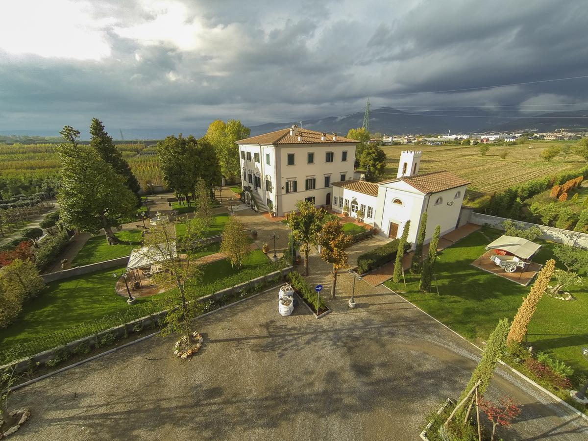 Relais Villa Scarfantoni B&B Montemurlo Buitenkant foto