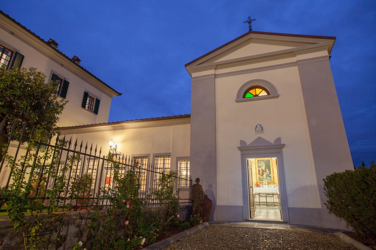 Relais Villa Scarfantoni B&B Montemurlo Buitenkant foto