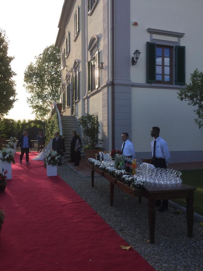 Relais Villa Scarfantoni B&B Montemurlo Buitenkant foto
