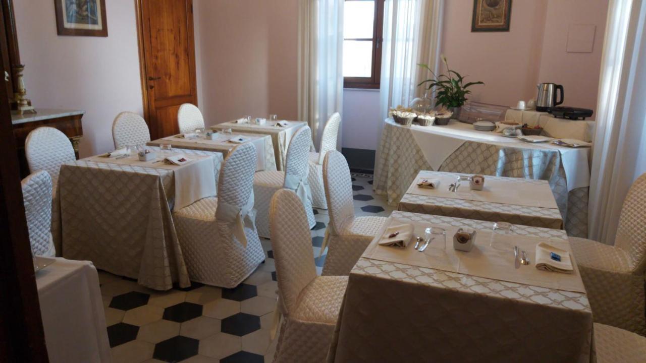 Relais Villa Scarfantoni B&B Montemurlo Buitenkant foto
